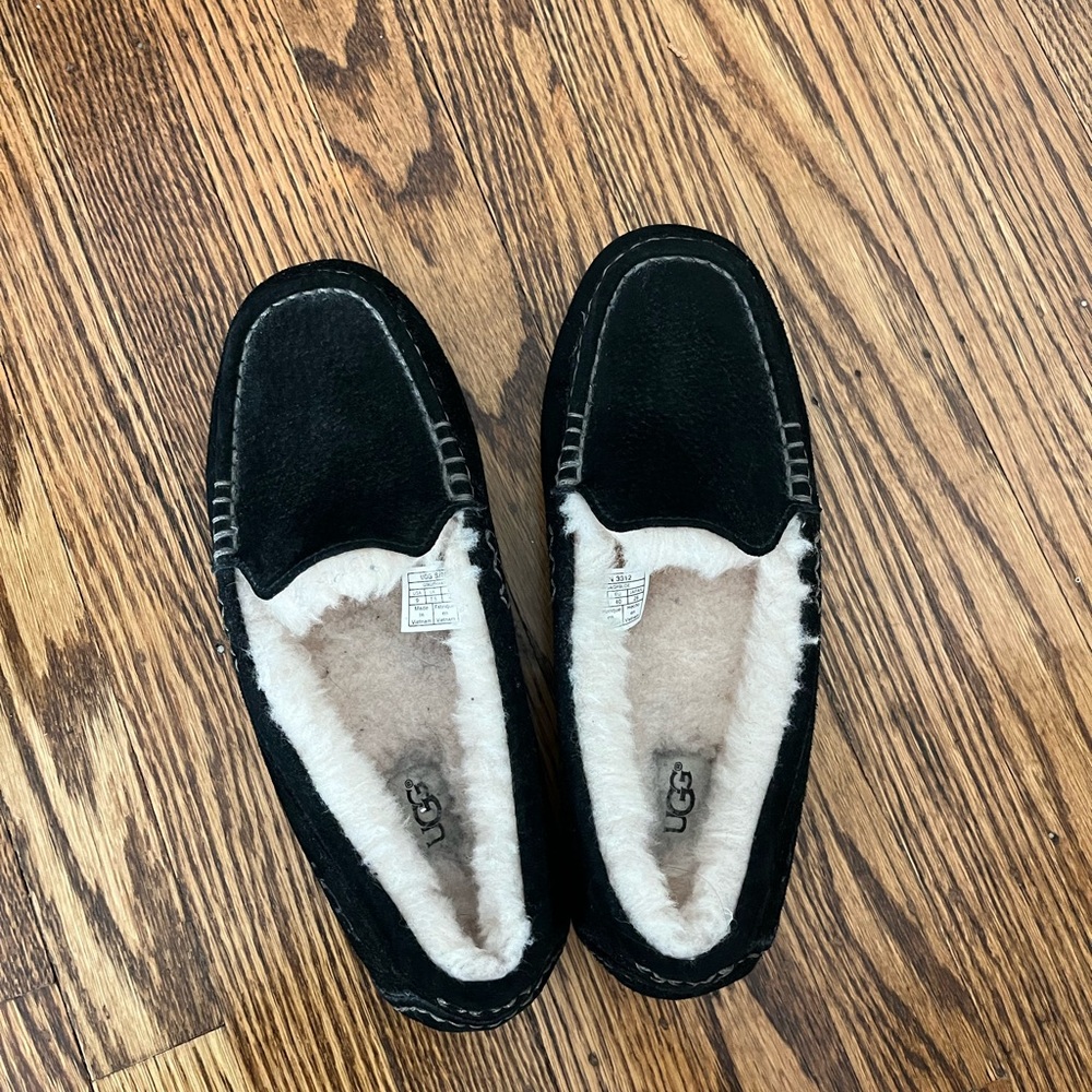 Ugg Slippers NWOT